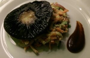 Portabello mushroom with spiralized asian slaw