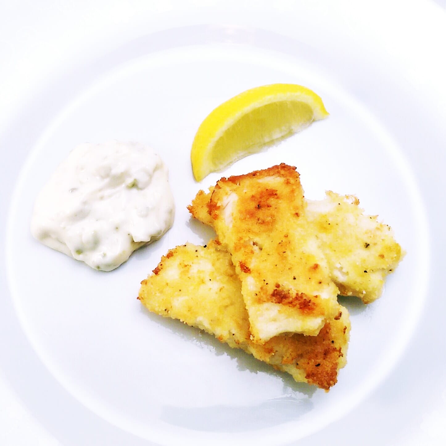 Read more about the article Lemon crumbed fish